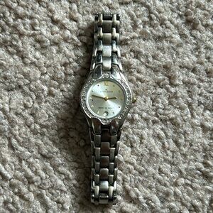 Anne Klein women’s vintage two tone‎ crystal watch measurements shown